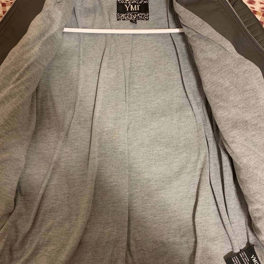 Women’s leather jacket